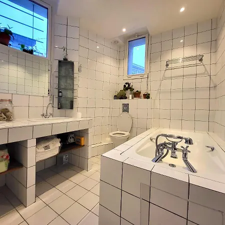 360 : Superbe Maison, Rooftop, Vue Tour Eiffel, T2 *