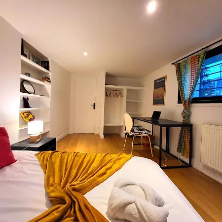 Apartment 360 : Superbe Maison, Rooftop, Vue Tour Eiffel, T2 Meudon
